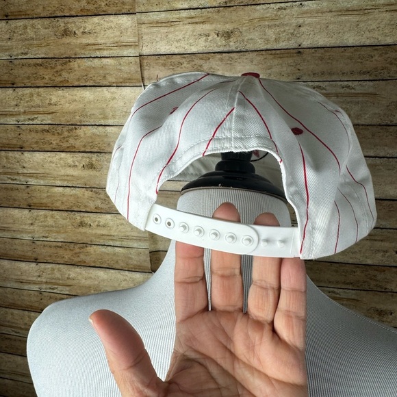 Texaco VTG White and Black Cap with Red Stripes - Picture 2 of 6